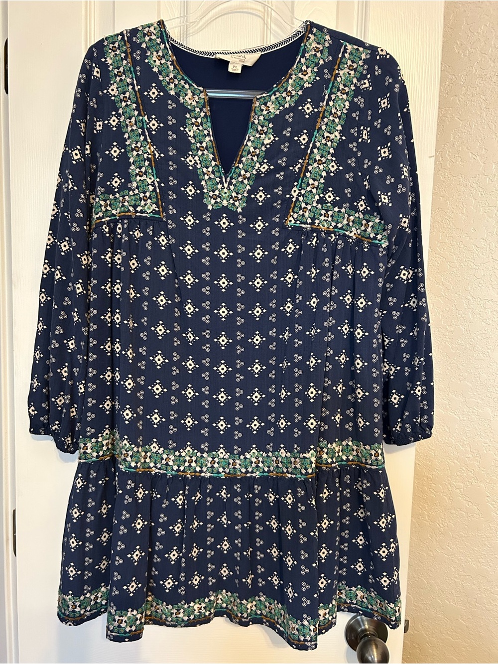 Nurture by Westbound Navy V-Neck Tunic Dress